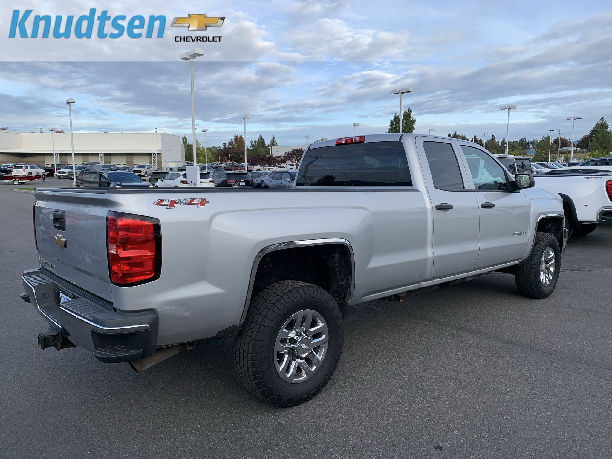 Used 2015 Chevrolet Silverado 2500 W/T AWD/4WD image 7