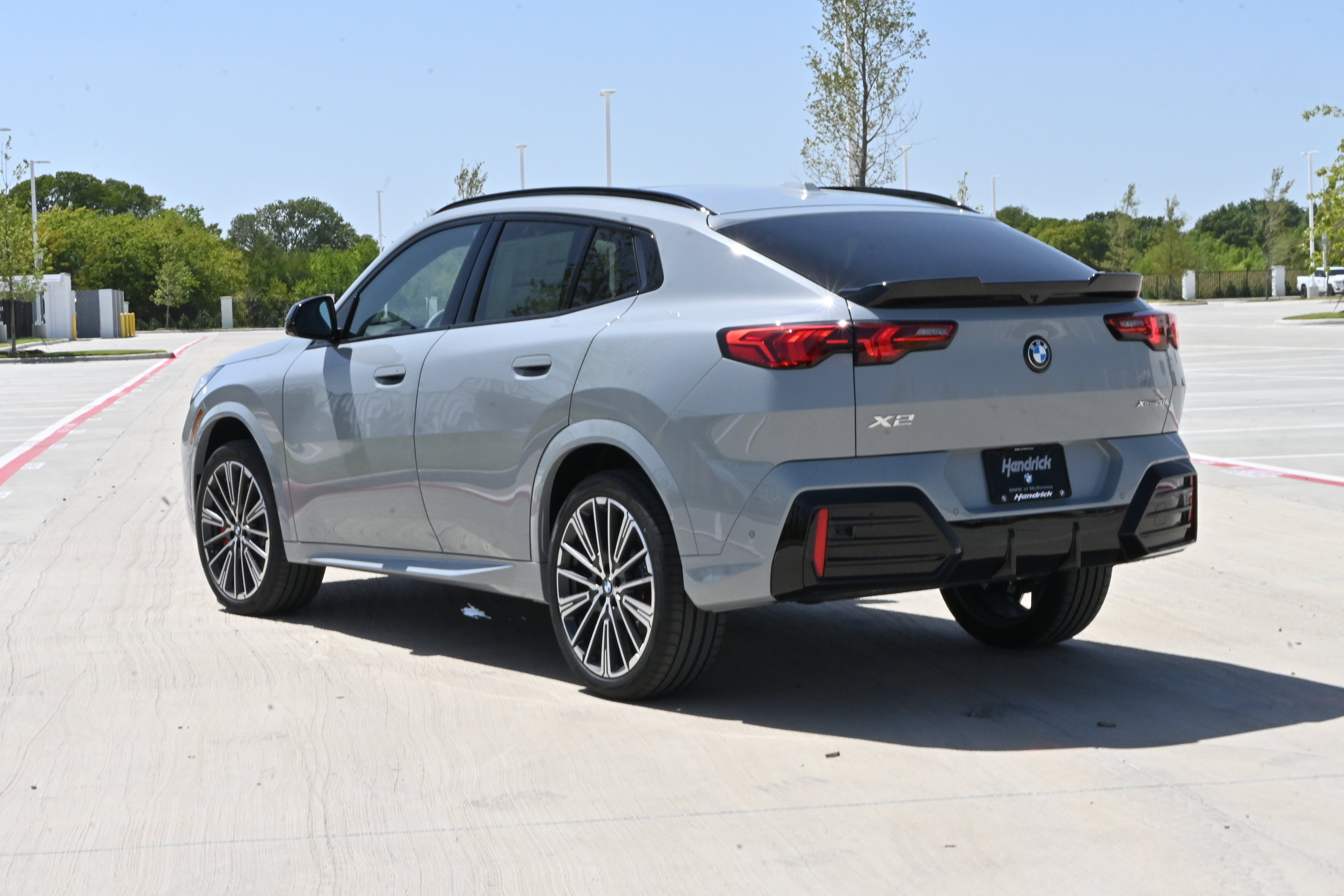 New 2026 BMW X2 xDrive28i w/ Technology Package AWD/4WD image 6