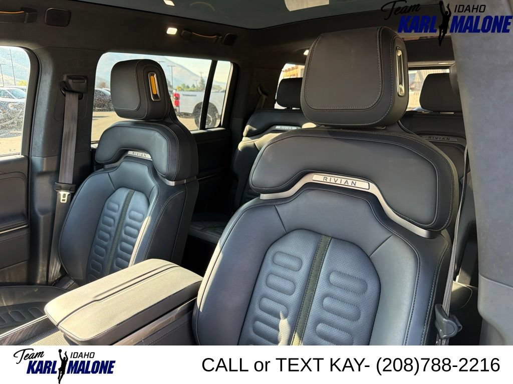 Used 2023 Rivian R1S Adventure AWD/4WD image 36