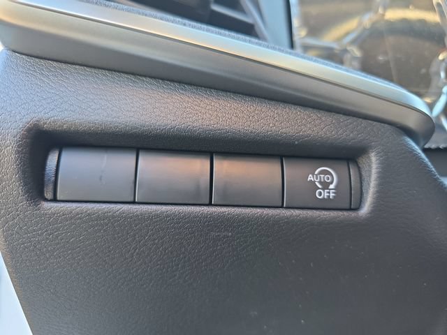 New 2026 Nissan Kicks SV w/ SV Premium Package FWD image 28