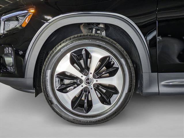 Certified 2025 Mercedes-Benz GLB 250 image 24