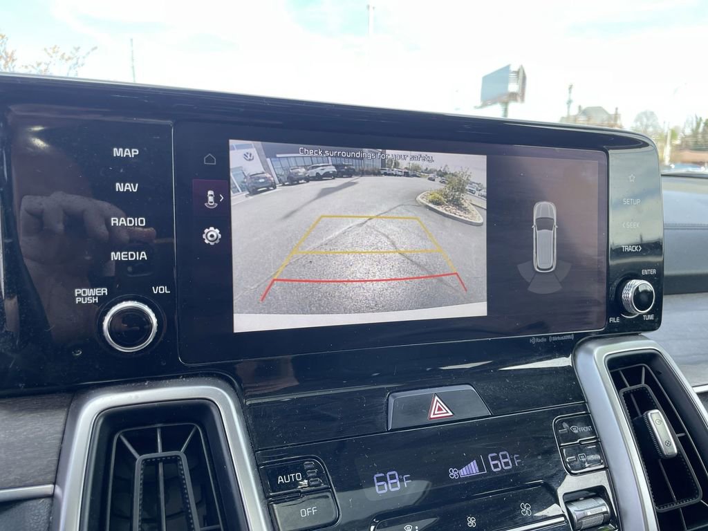 Certified 2022 Kia Sorento EX w/ Panoramic Sunroof Package image 13