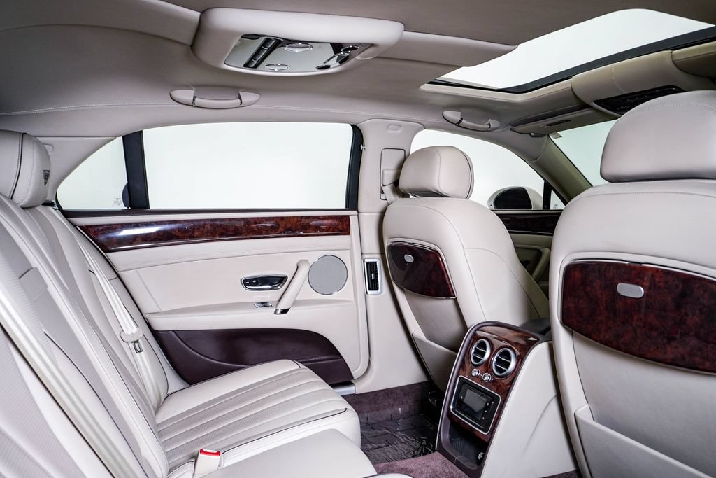 Used 2014 Bentley Flying Spur W12 AWD/4WD image 17