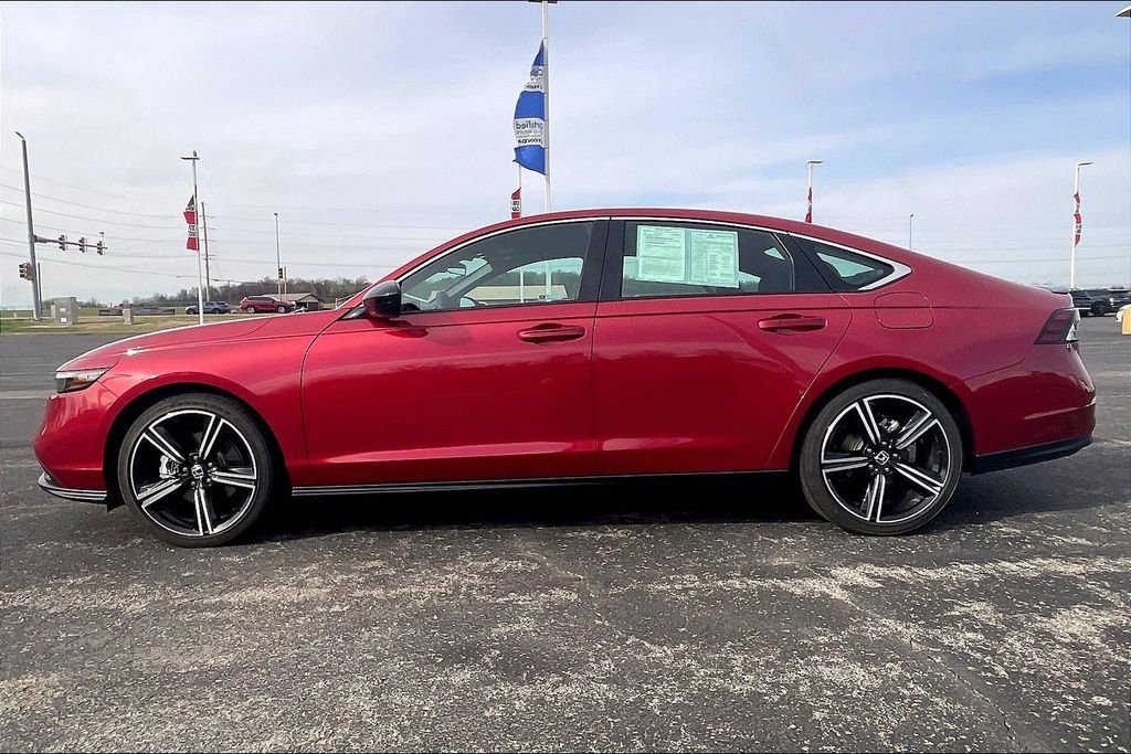 Certified 2025 Honda Accord Sport image 3