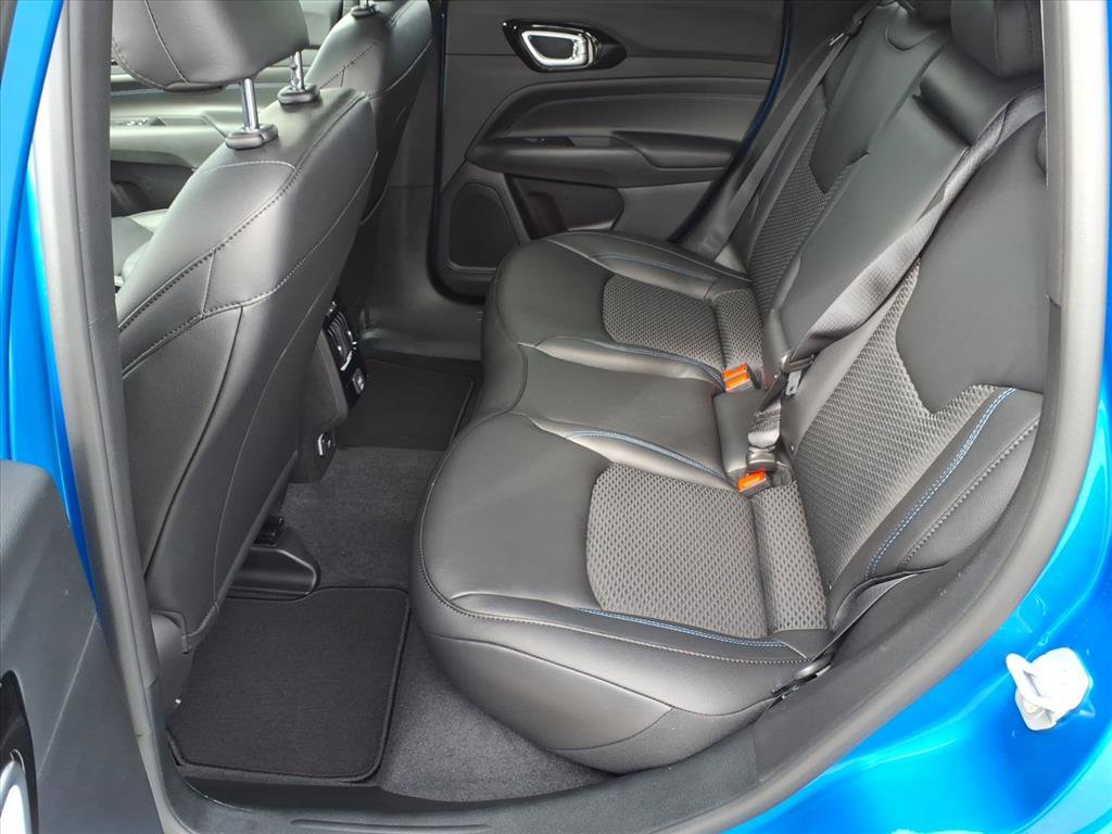 New 2026 Jeep Compass Latitude image 12