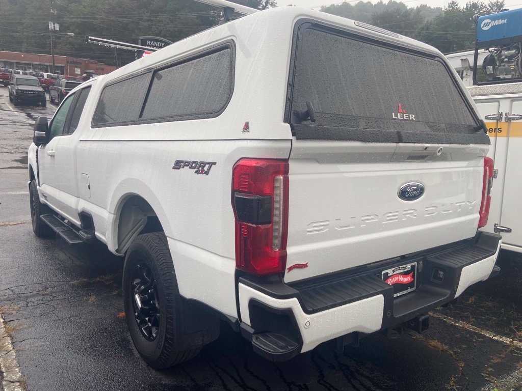 Used 2023 Ford F250 XLT w/ XLT Premium Package AWD/4WD image 2