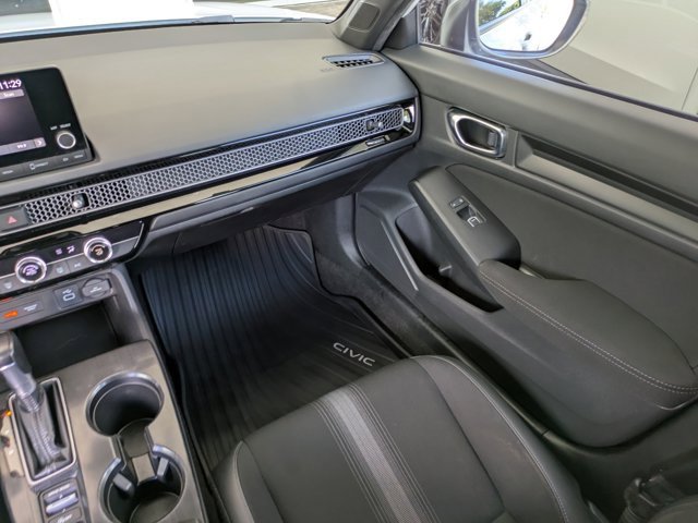 Used 2022 Honda Civic Sport image 14
