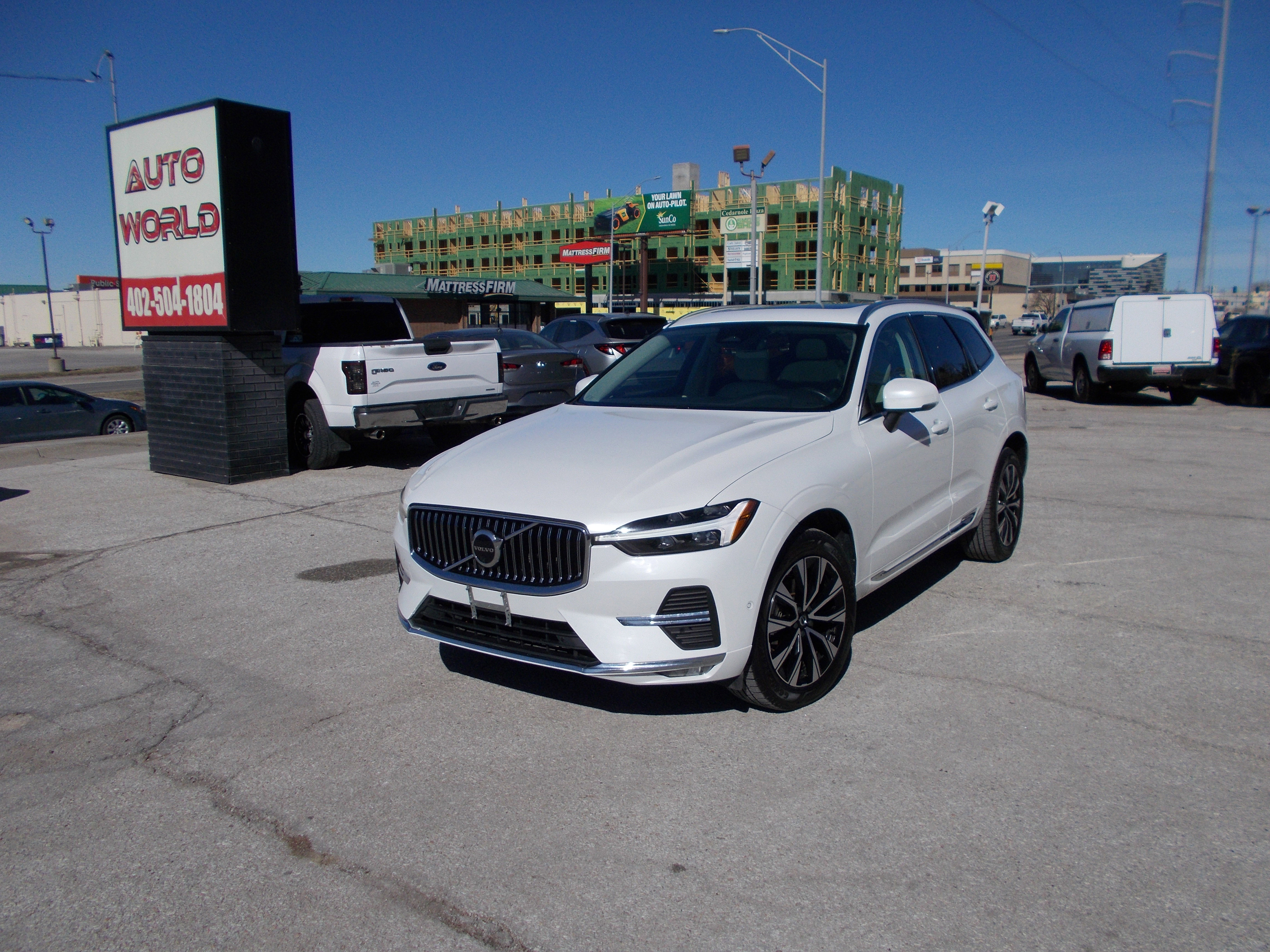 Used 2023 Volvo XC60 B5 Plus