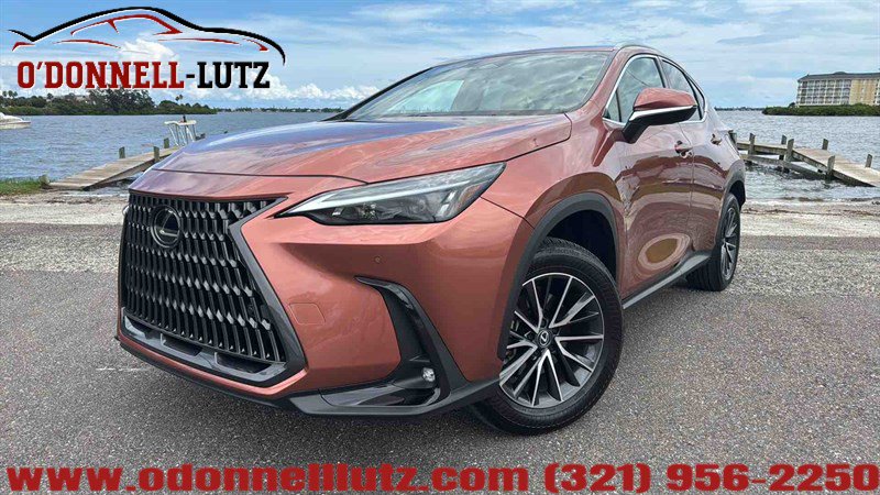 Used 2025 Lexus NX 250 FWD image 1