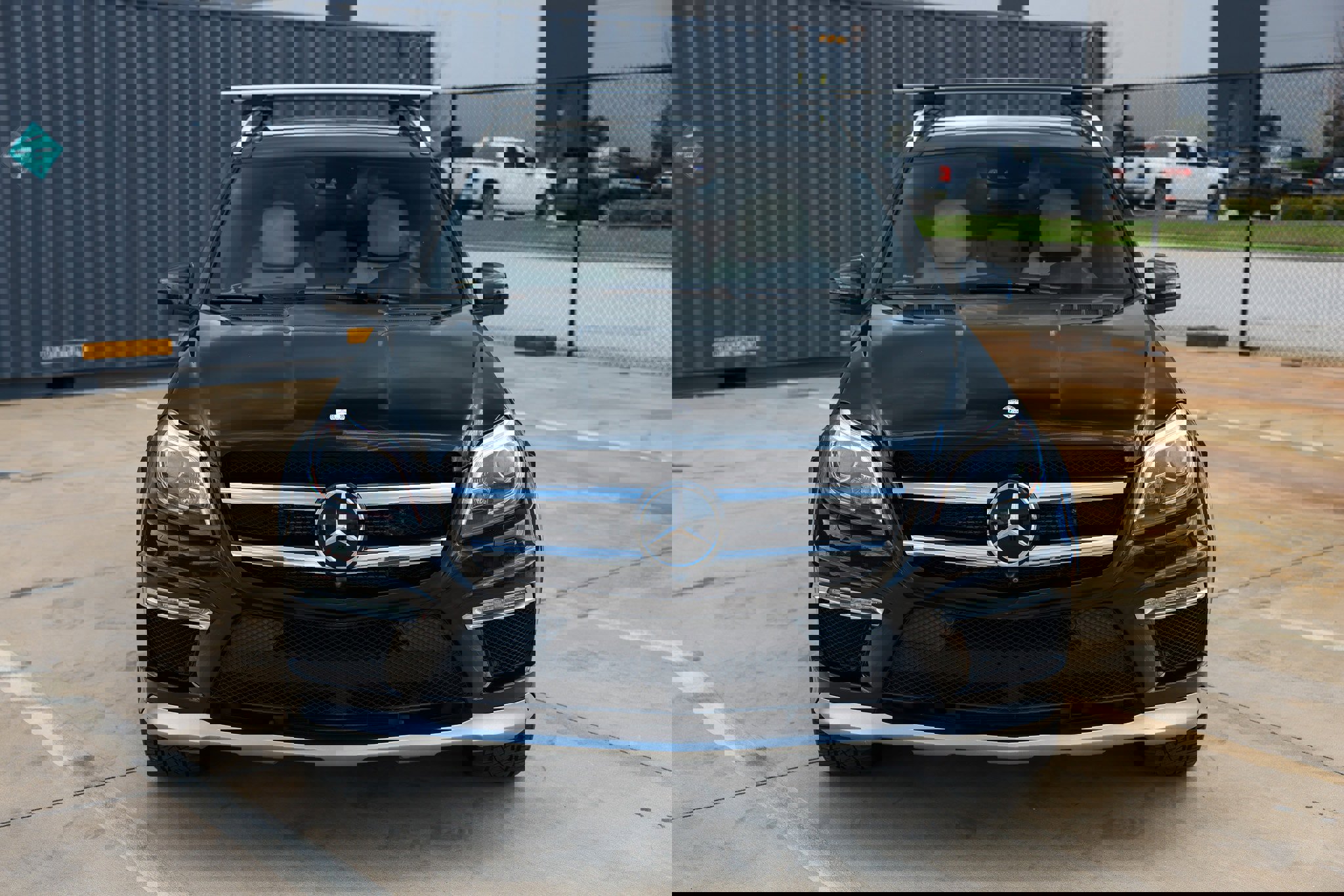 Used 2015 Mercedes-Benz GL 63 AMG 4MATIC image 25