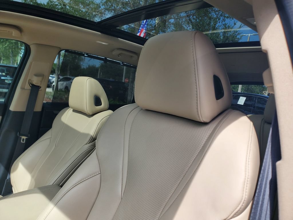 Used 2024 Acura MDX w/ Technology Package FWD image 18