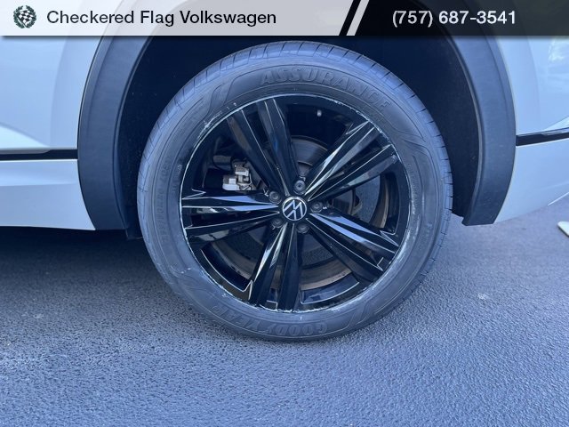 Used 2023 Volkswagen Atlas Cross Sport SEL R-Line image 6