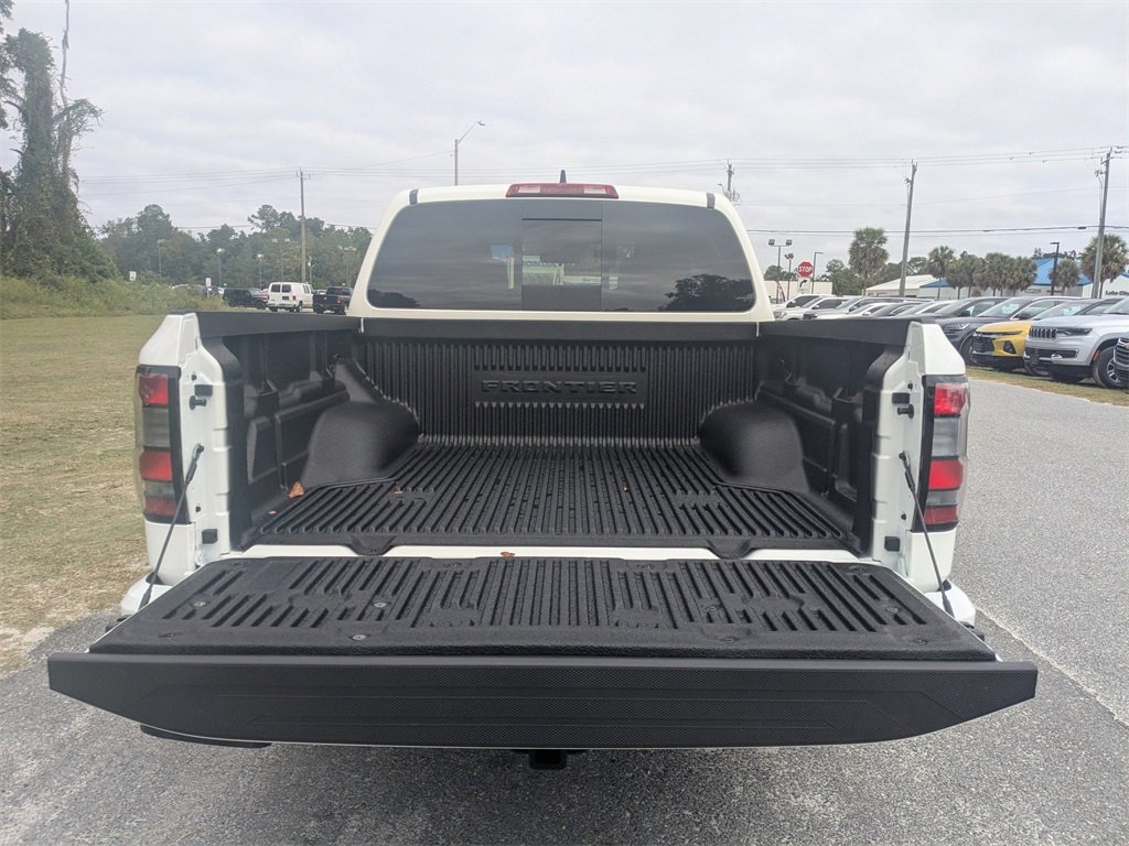 New 2026 Nissan Frontier SV w/ Tow Package image 12
