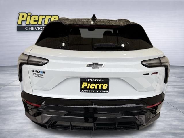 New 2026 Chevrolet Blazer EV SS image 3