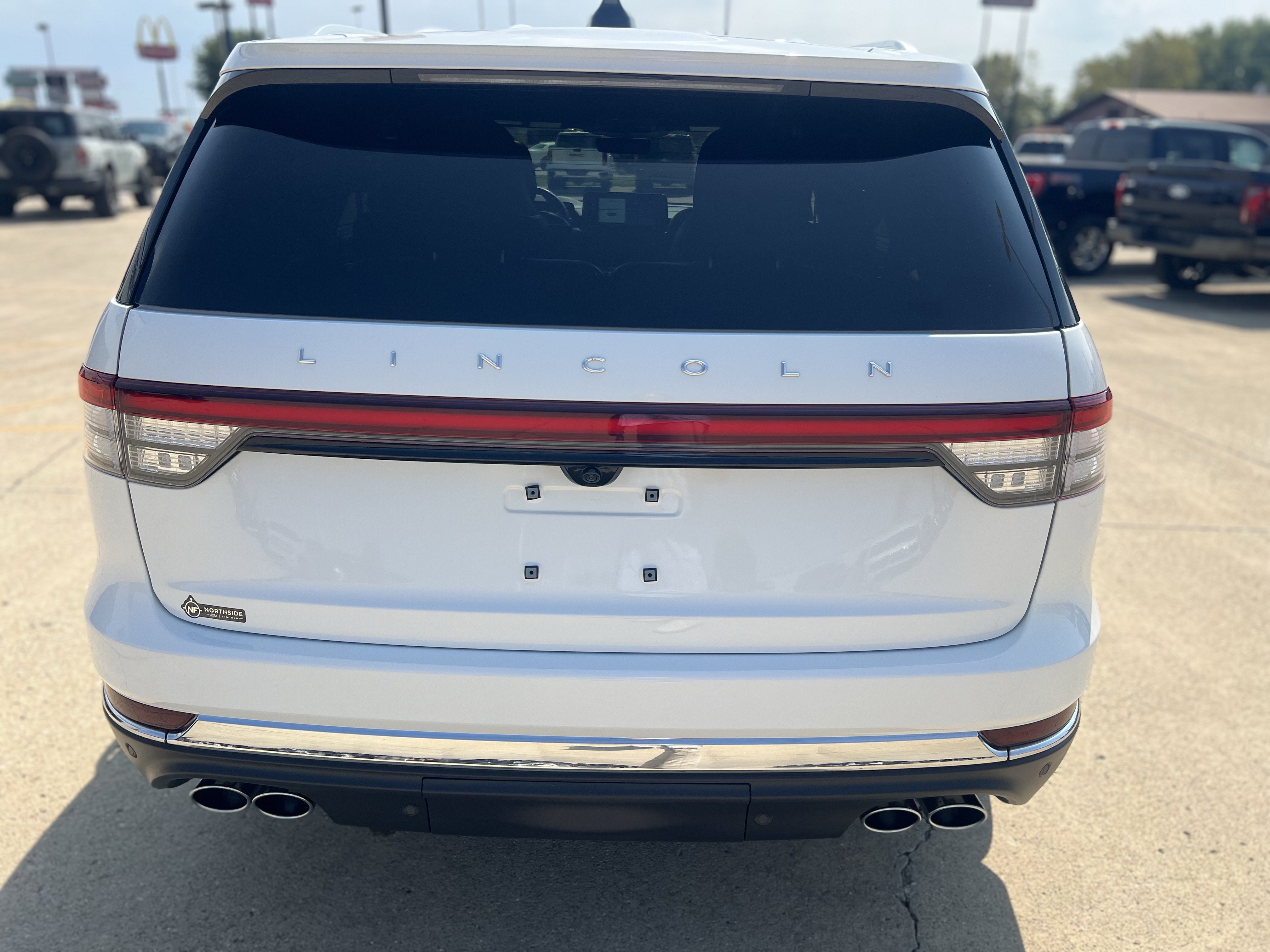 Used 2025 Lincoln Aviator Reserve w/ Equipment Group 201A AWD/4WD image 7