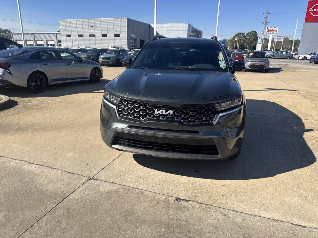 Used 2022 Kia Sorento S image 4