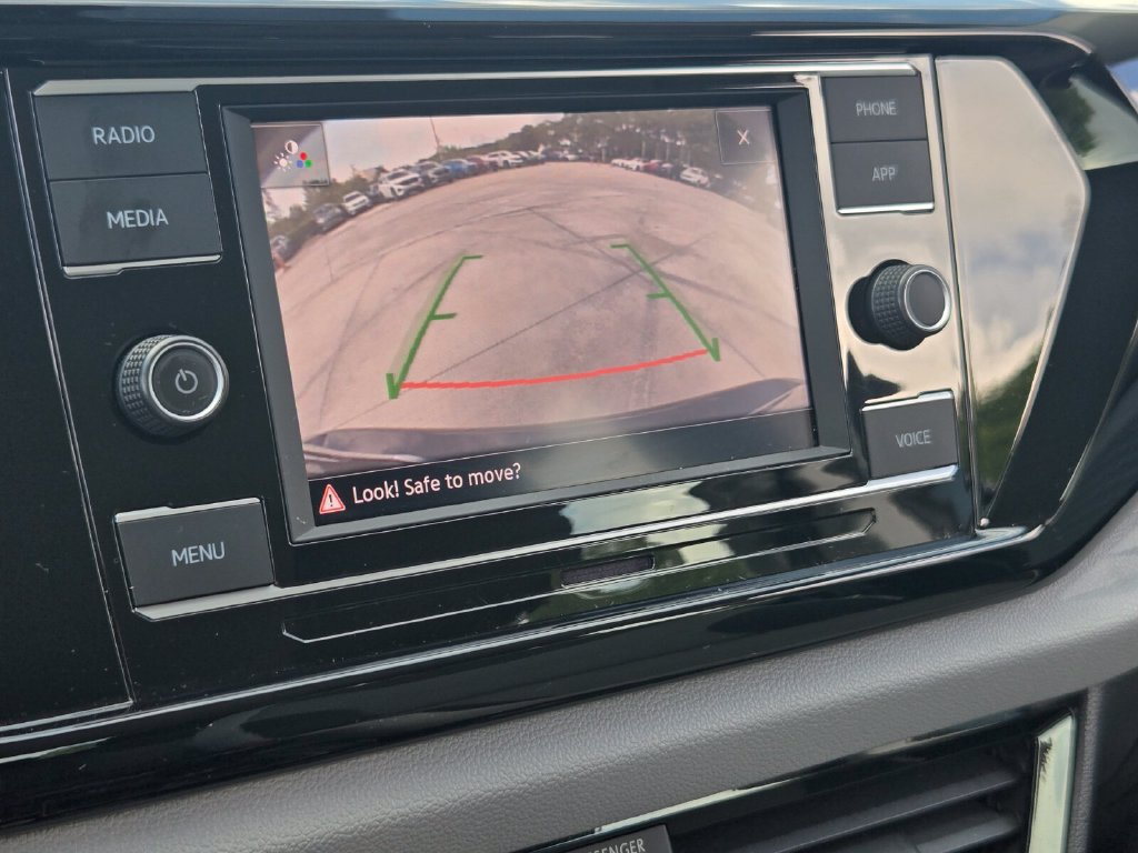 Certified 2023 Volkswagen Taos S FWD image 21