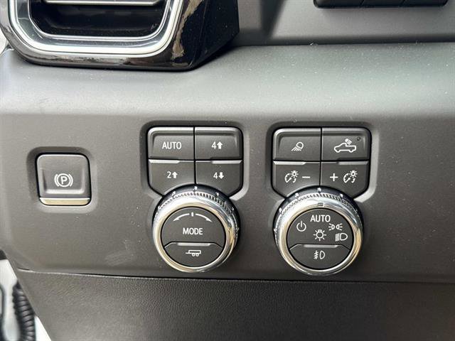 Used 2026 GMC Sierra 2500 Denali w/ Denali Reserve Package image 28