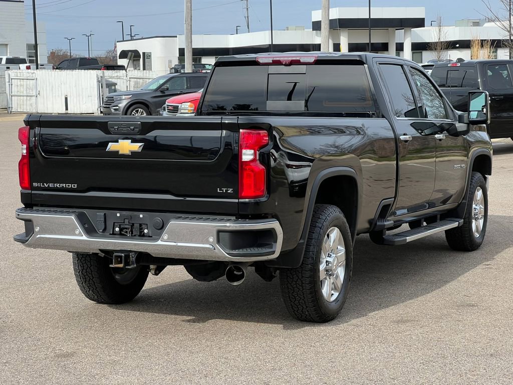 Certified 2022 Chevrolet Silverado 3500 LTZ w/ LTZ Premium Package image 52