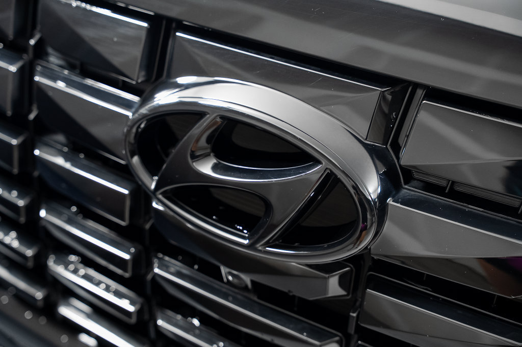 Certified 2025 Hyundai Palisade Calligraphy AWD/4WD image 19
