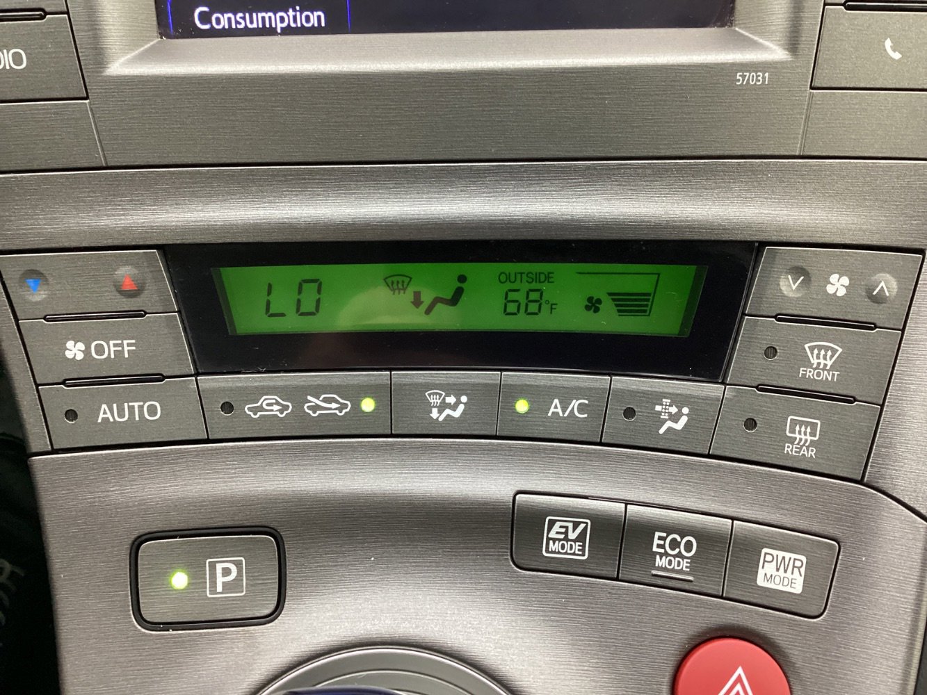 Used 2015 Toyota Prius Two image 35