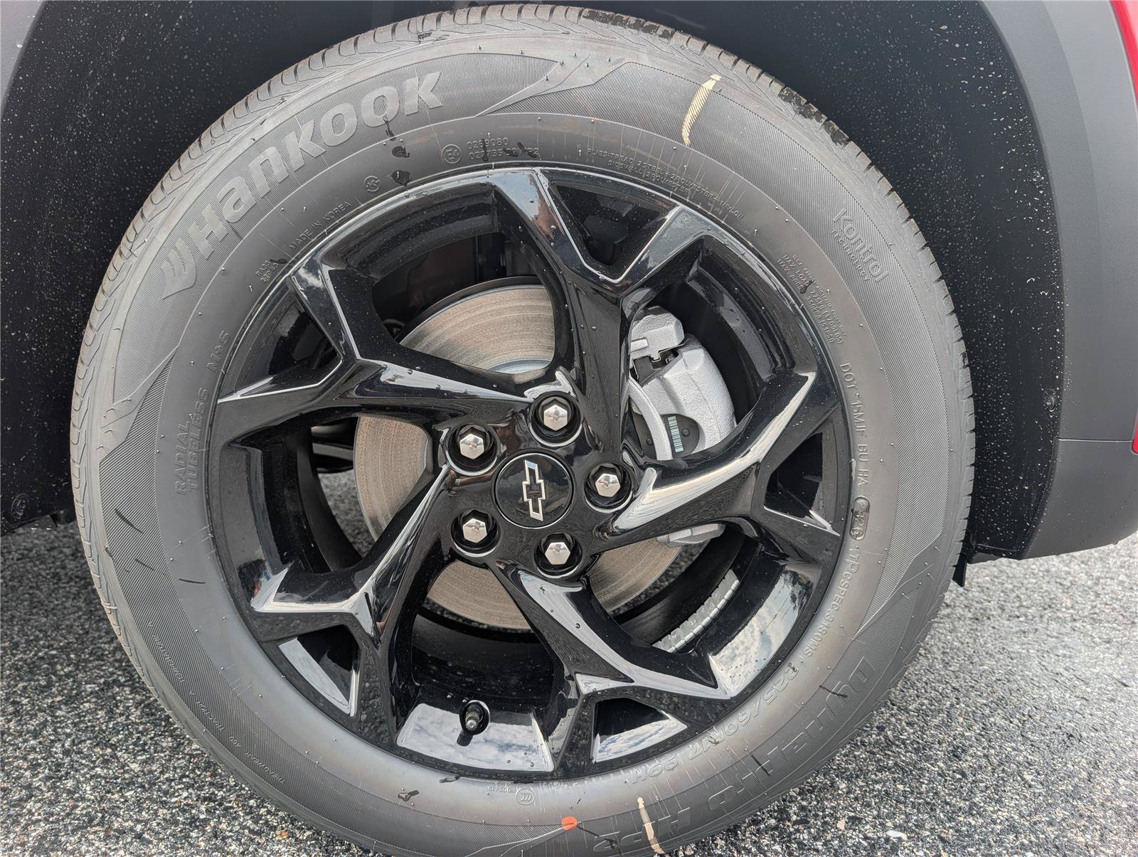 New 2026 Chevrolet Trax LT w/ Driver Confidence Package FWD image 5
