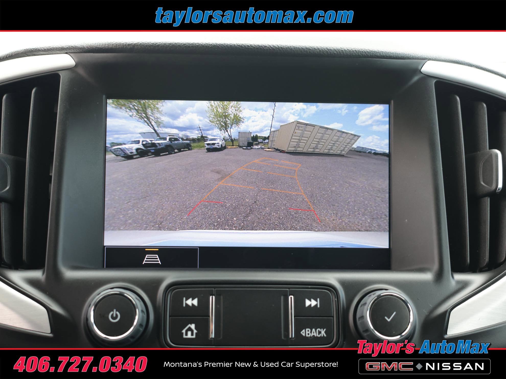 Used 2023 GMC Terrain SLT AWD/4WD image 16