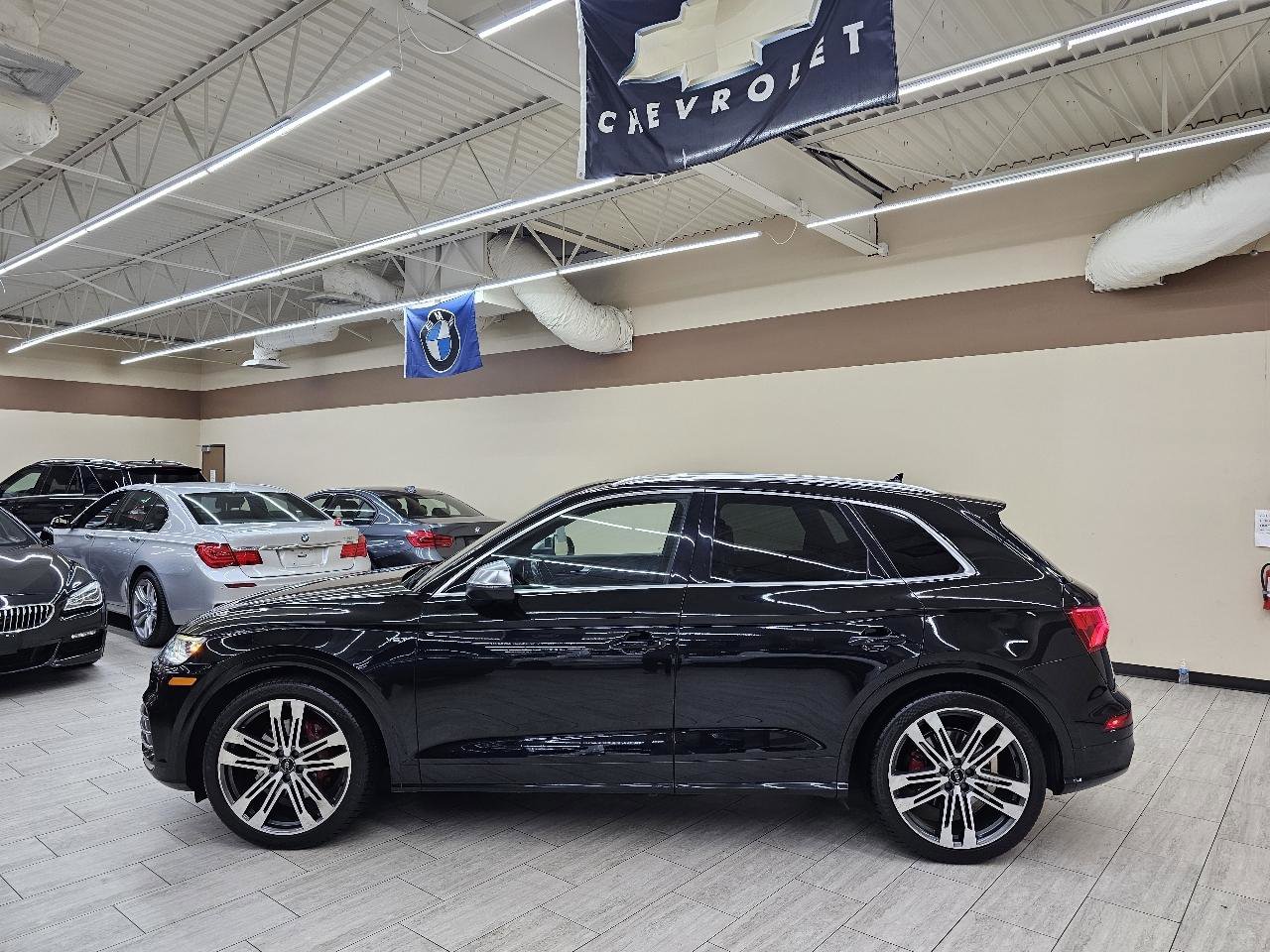 Used 2018 Audi SQ5 Premium Plus w/ S Sport Package image 9