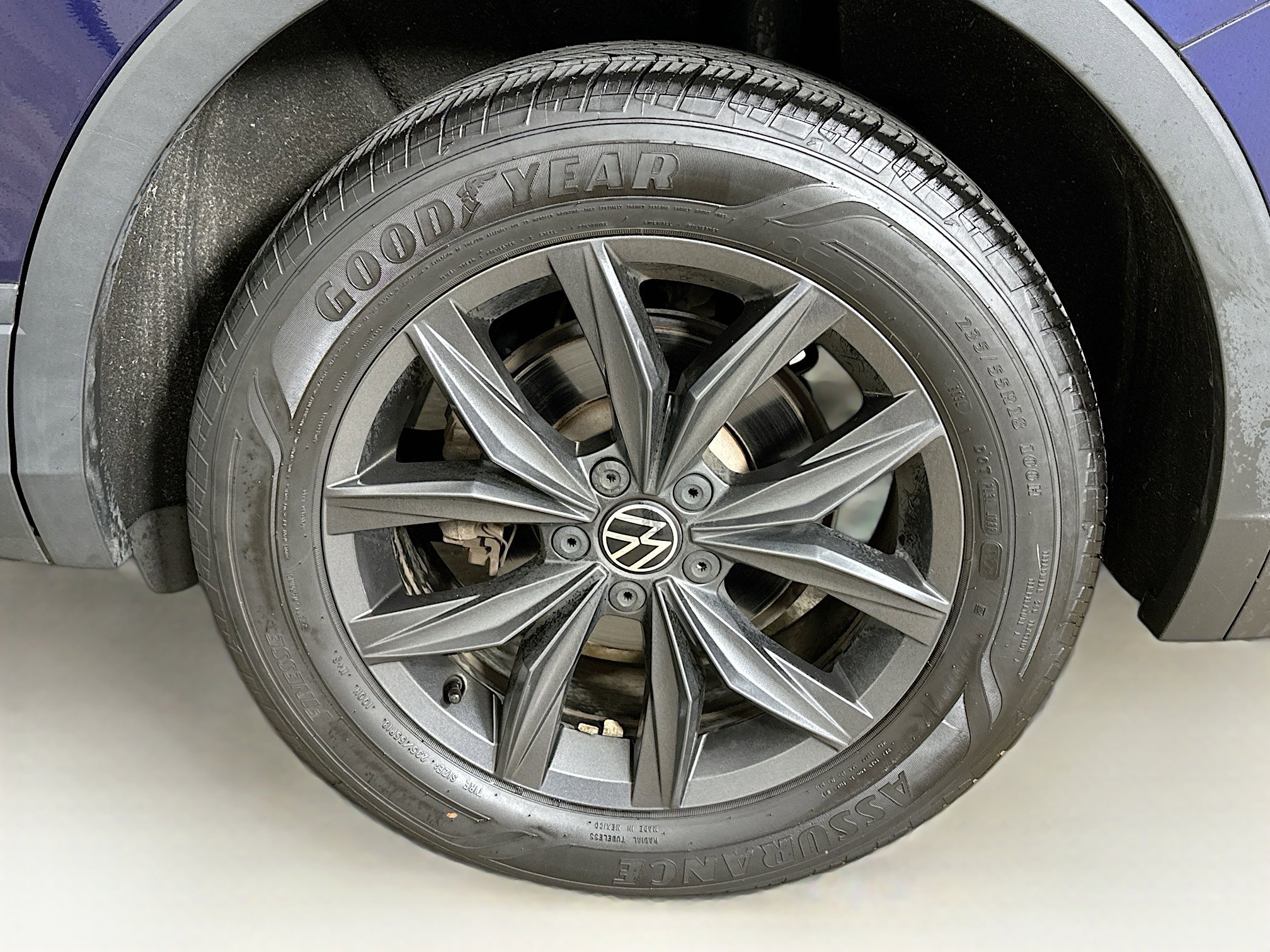 Used 2023 Volkswagen Tiguan SE image 11