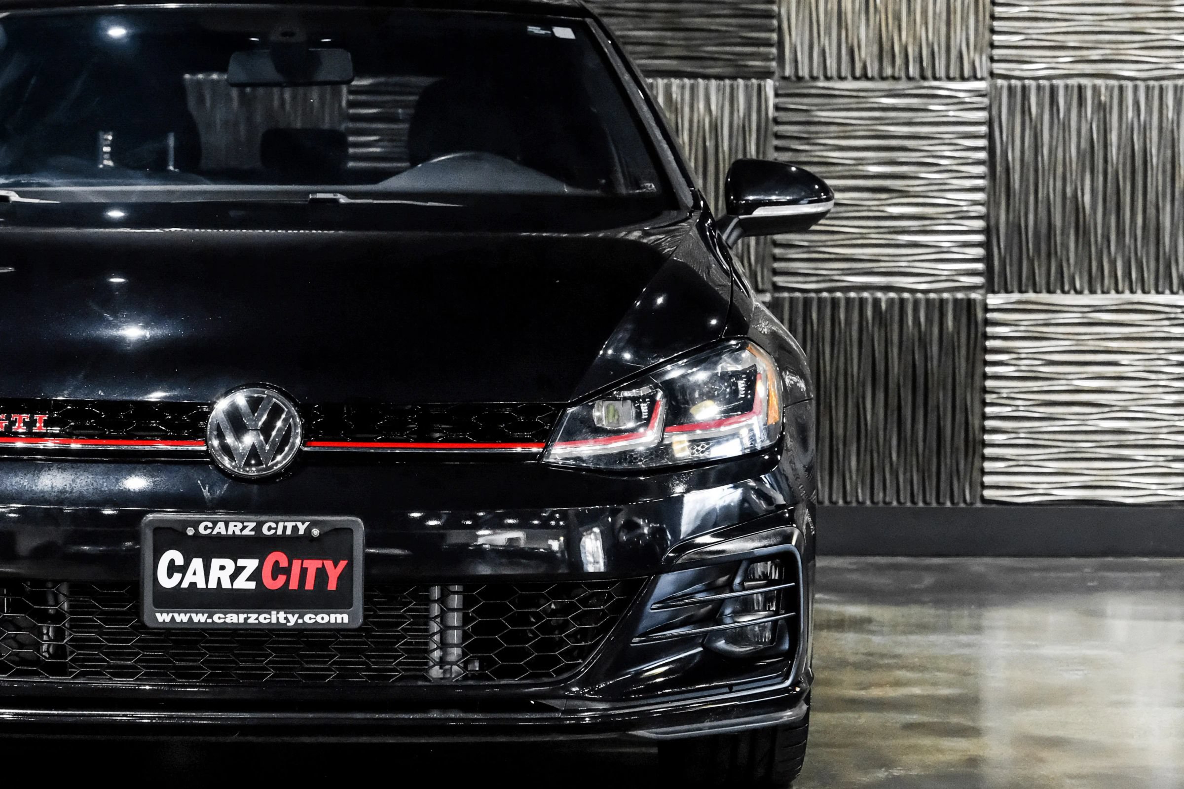 Used 2019 Volkswagen GTI Rabbit Edition FWD image 41