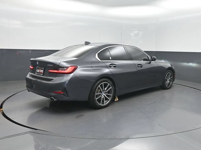 Used 2021 BMW 330i xDrive Sedan w/ Premium Package AWD/4WD image 26