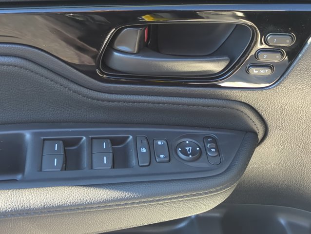 New 2026 Honda Odyssey Touring image 11