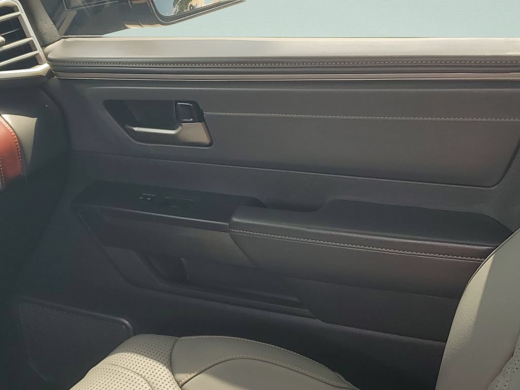 Certified 2026 Toyota Tundra Capstone AWD/4WD image 17