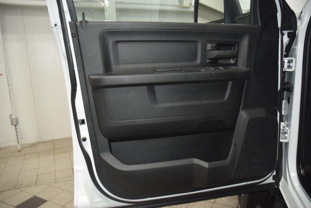 Used 2025 RAM 5500 Tradesman w/ Safety Group image 35