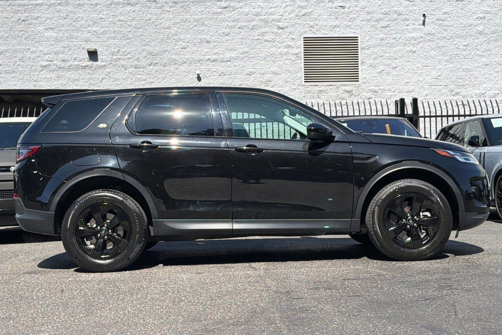 Used 2023 Land Rover Discovery Sport S AWD/4WD image 8