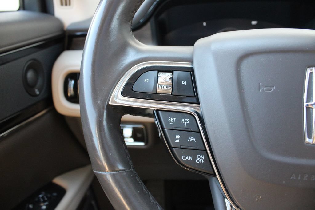 Used 2023 Lincoln Nautilus Reserve w/ Equipment Group 201A AWD/4WD image 14