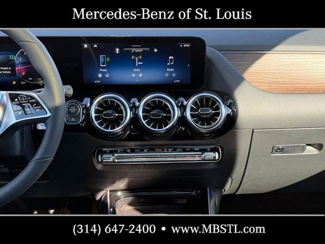 New 2026 Mercedes-Benz GLA 250 4MATIC image 10