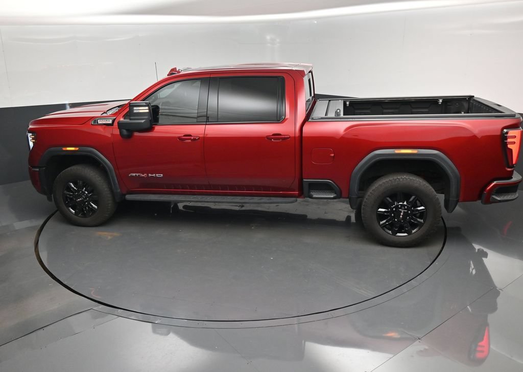 Used 2025 GMC Sierra 2500 AT4 w/ AT4 Premium Plus Package AWD/4WD image 14