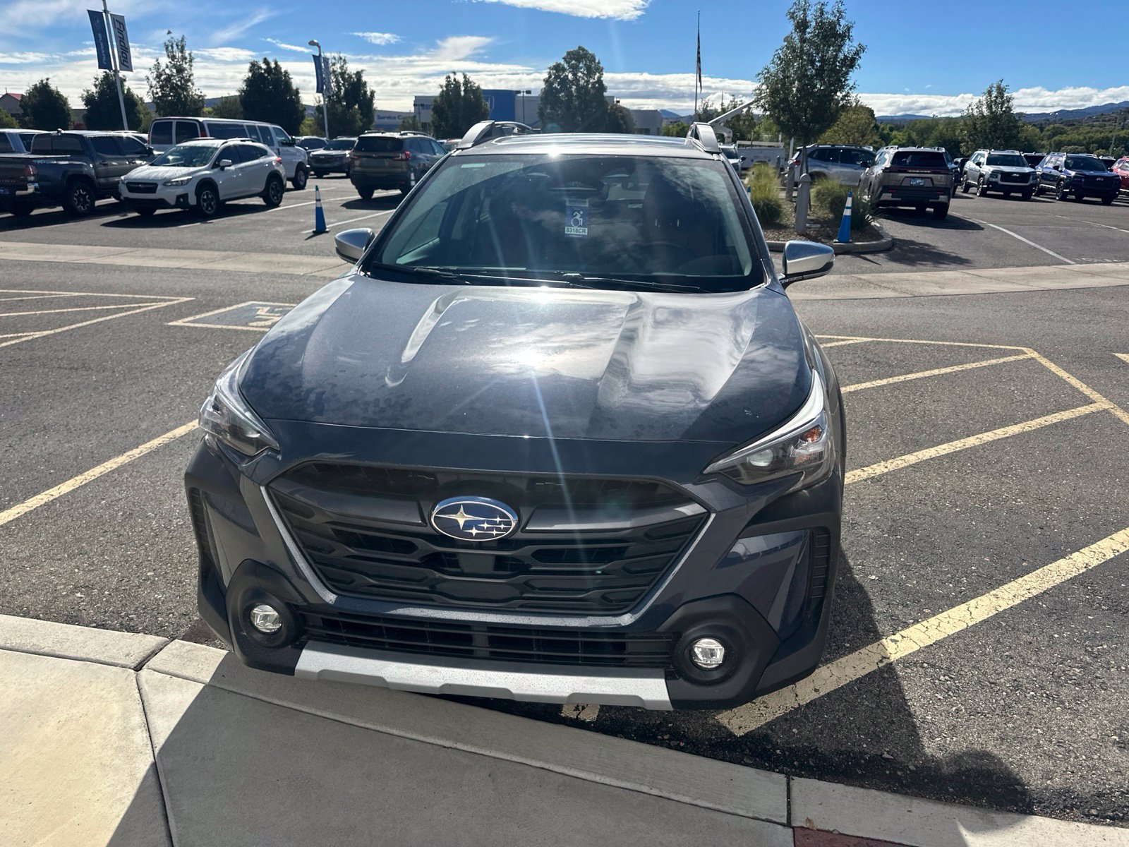 Used 2024 Subaru Outback Touring XT AWD/4WD image 2