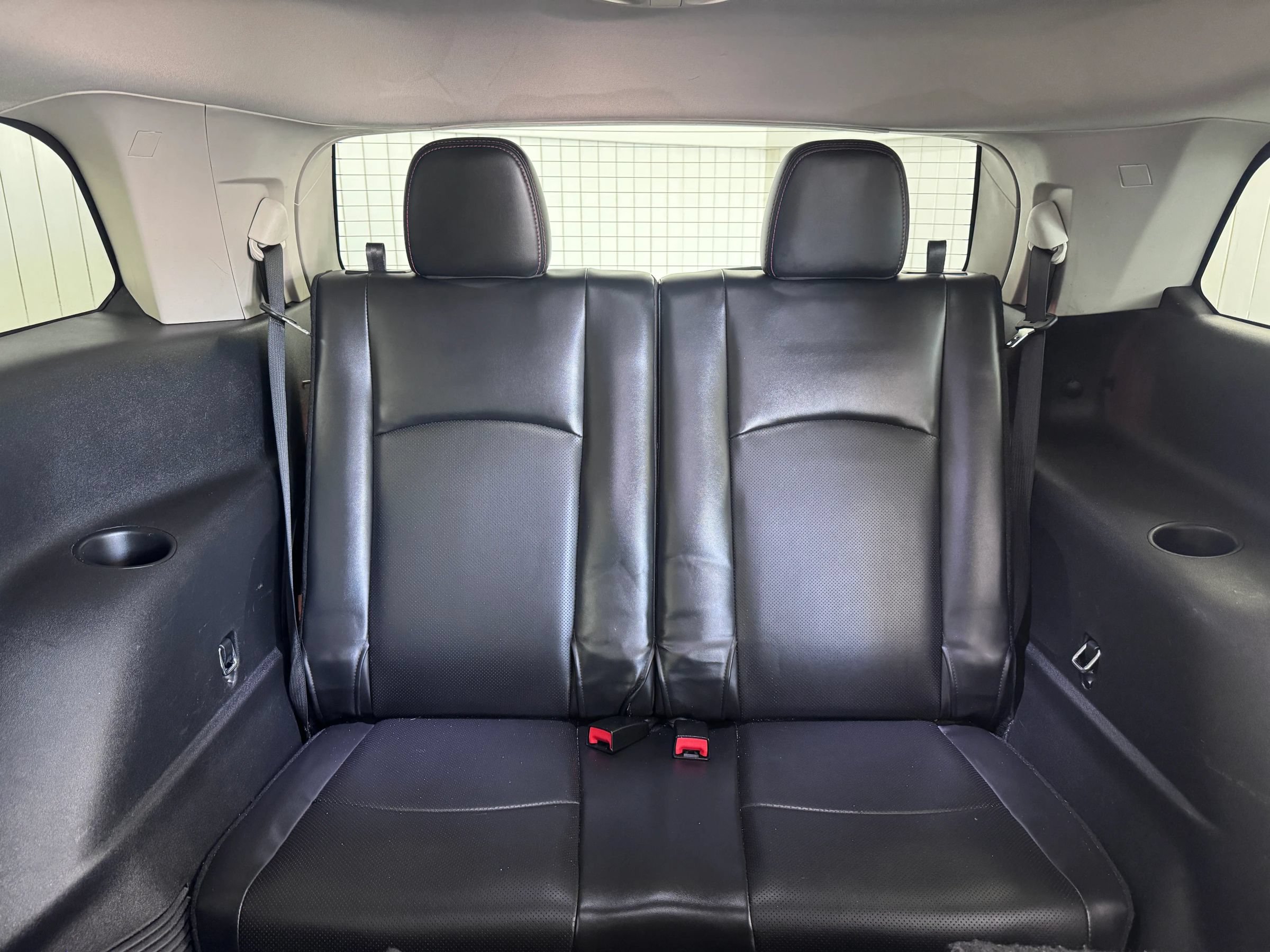 Used 2015 Dodge Journey R/T w/ Flexible Seating Group FWD image 13