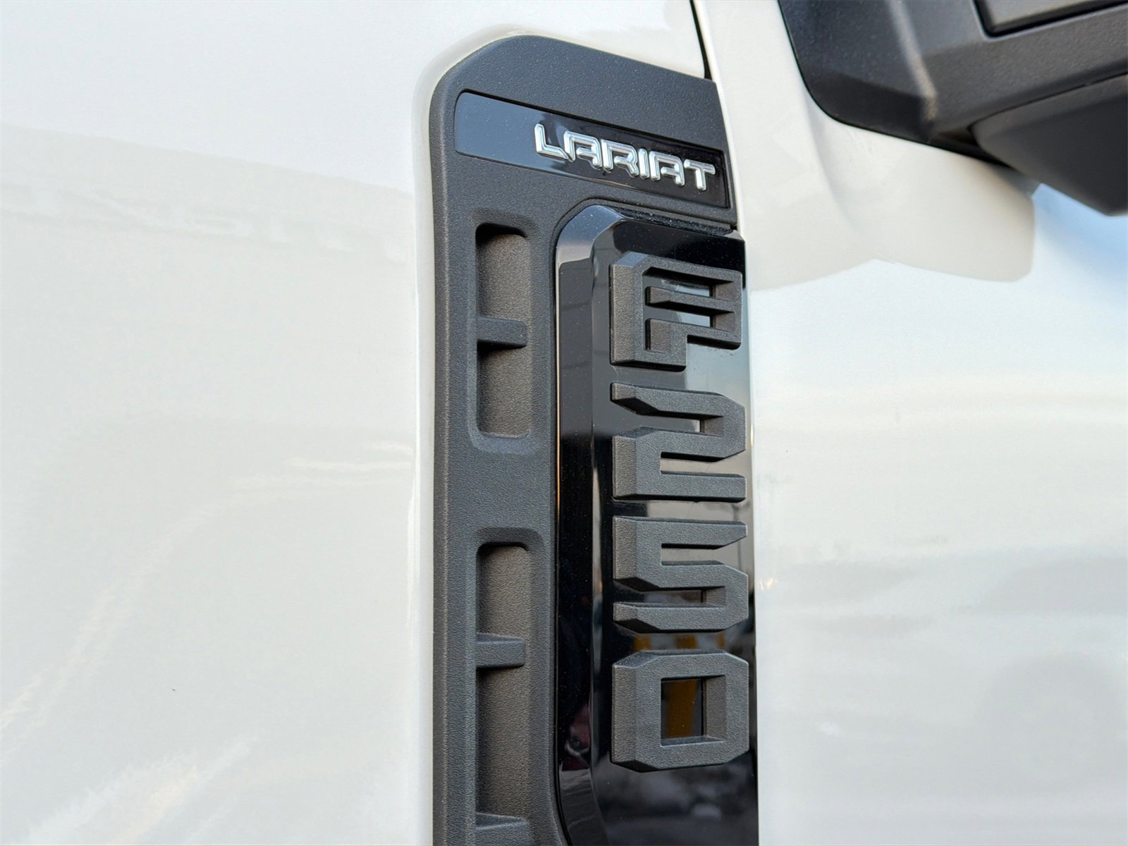 Used 2024 Ford F250 Lariat w/ Lariat Ultimate Package image 15