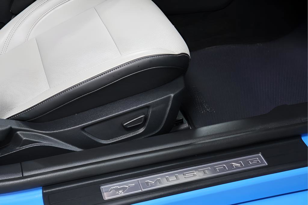 Used 2025 Ford Mustang GT Premium w/ GT Performance Package image 26