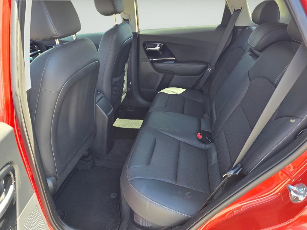 Used 2022 Kia Niro LXS FWD image 26