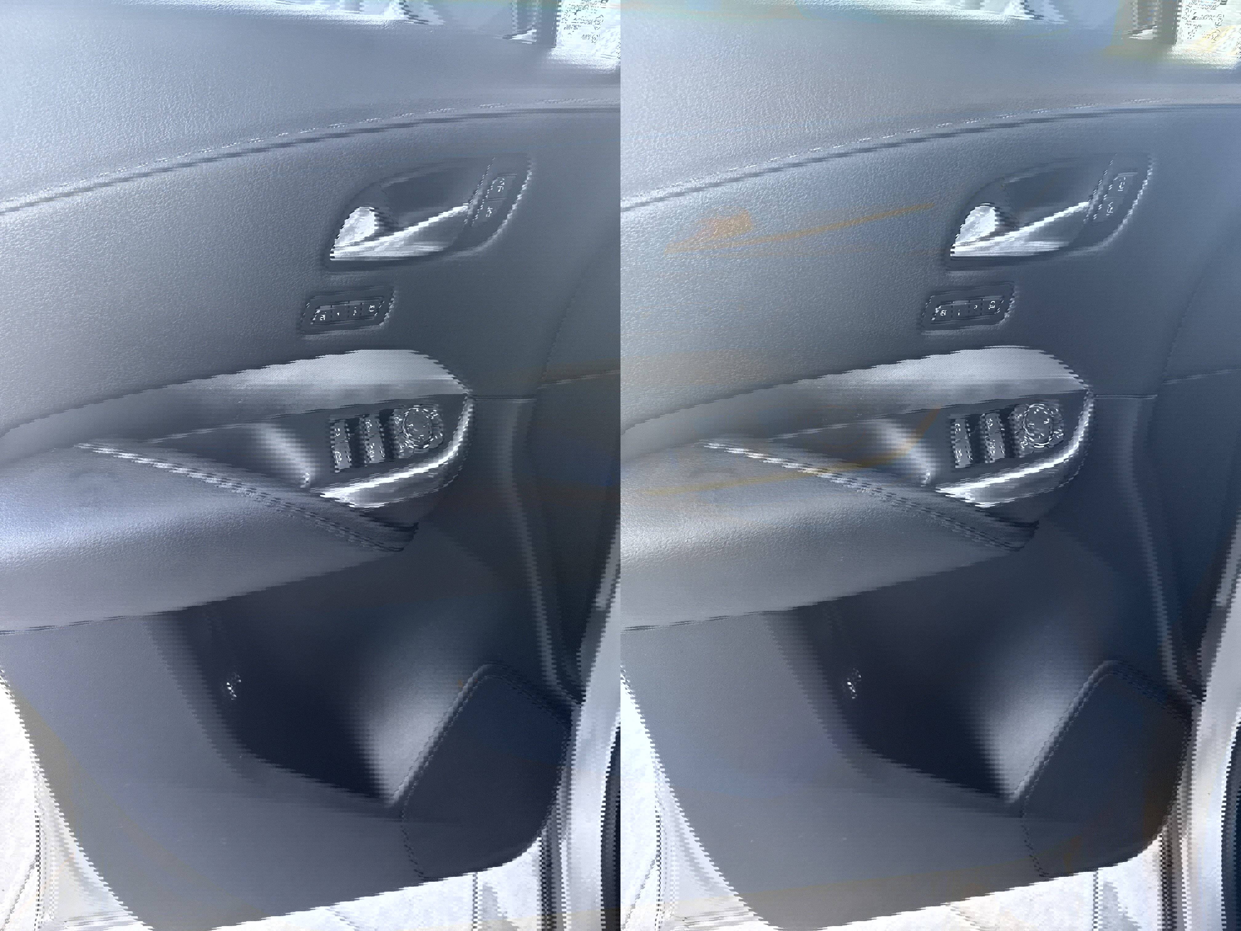 Used 2020 Cadillac XT4 Premium Luxury image 18