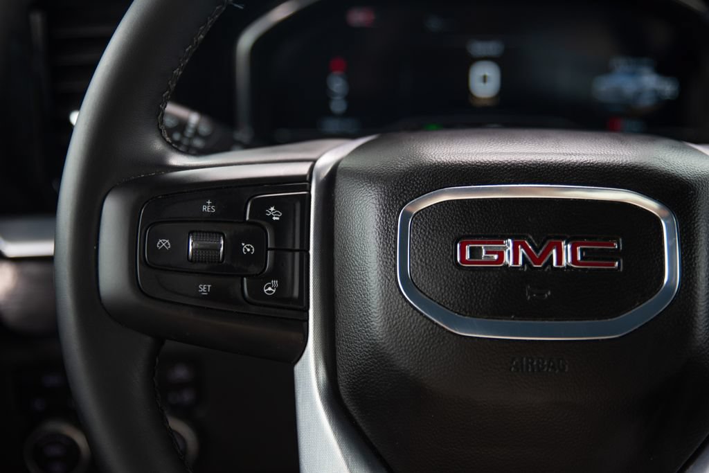 Used 2025 GMC Sierra 1500 SLT AWD/4WD image 20
