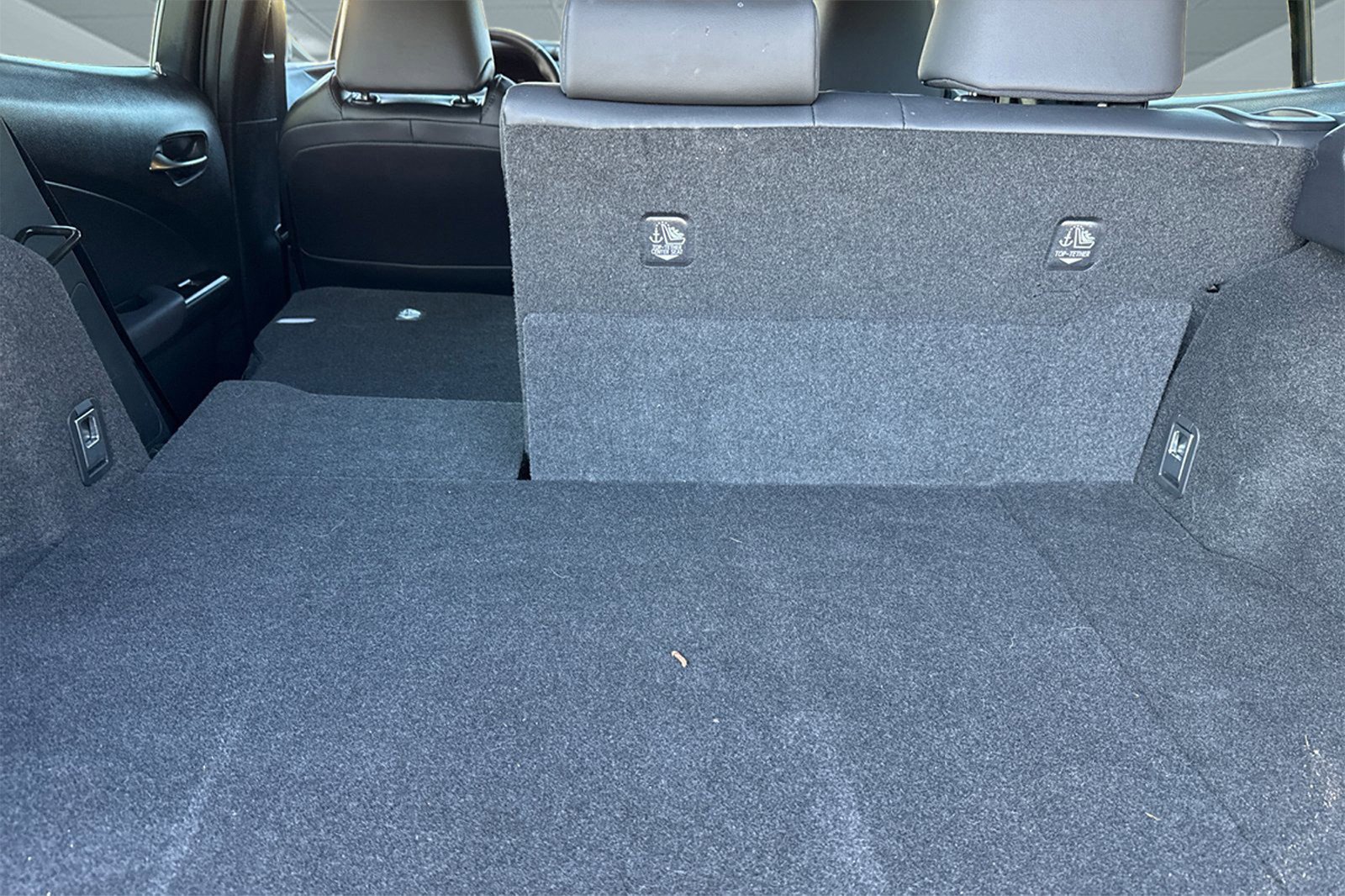 Used 2025 Lexus UX 300h AWD w/ Cold Area Package image 29