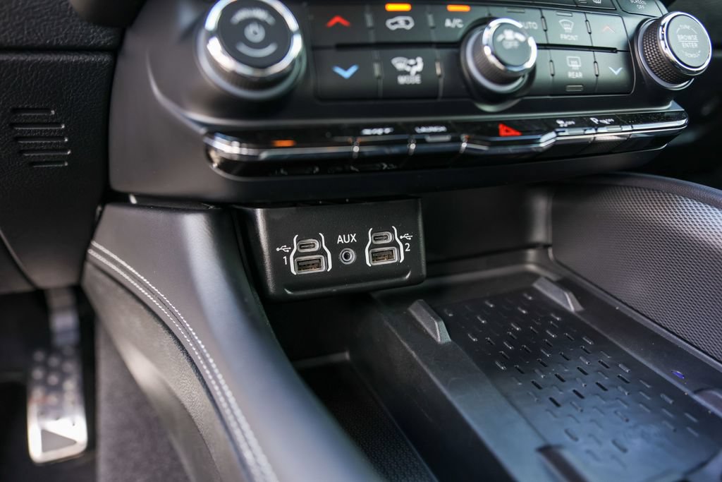 Used 2025 Dodge Durango SRT Hellcat w/ Black Package AWD/4WD image 21
