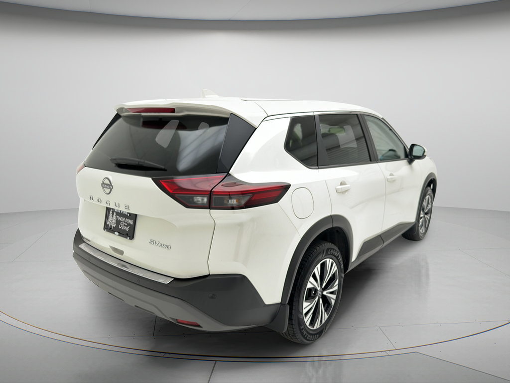 Used 2023 Nissan Rogue SV AWD/4WD image 4