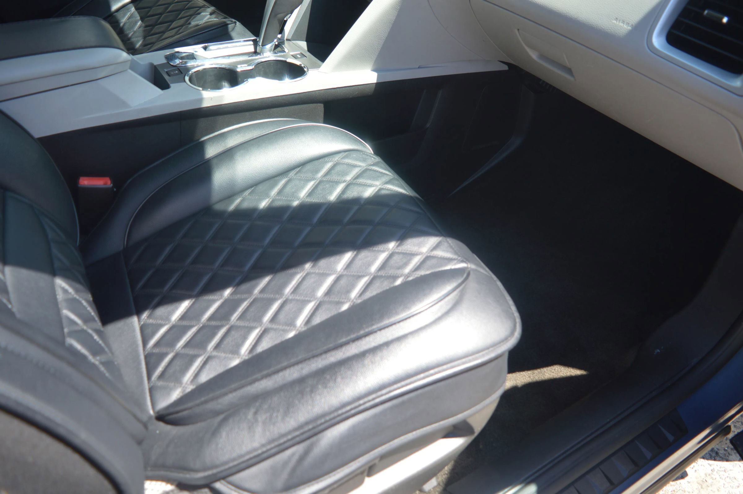 Used 2011 Chevrolet Equinox LT w/ Driver Convenience Package FWD image 17