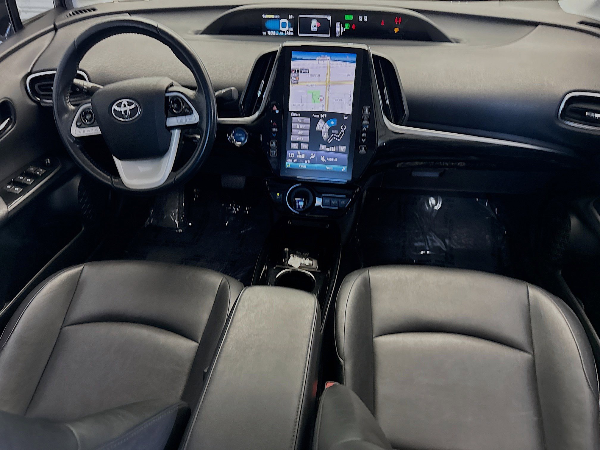 Used 2018 Toyota Prius Prime Premium image 12